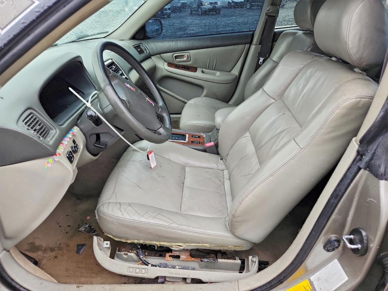 2000 Lexus Es 300 Base