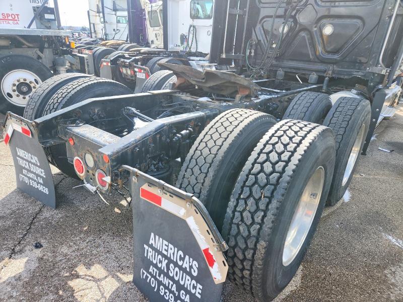 2019 Freigliner 2019 Freightliner Cascadia 126 Semi Truck