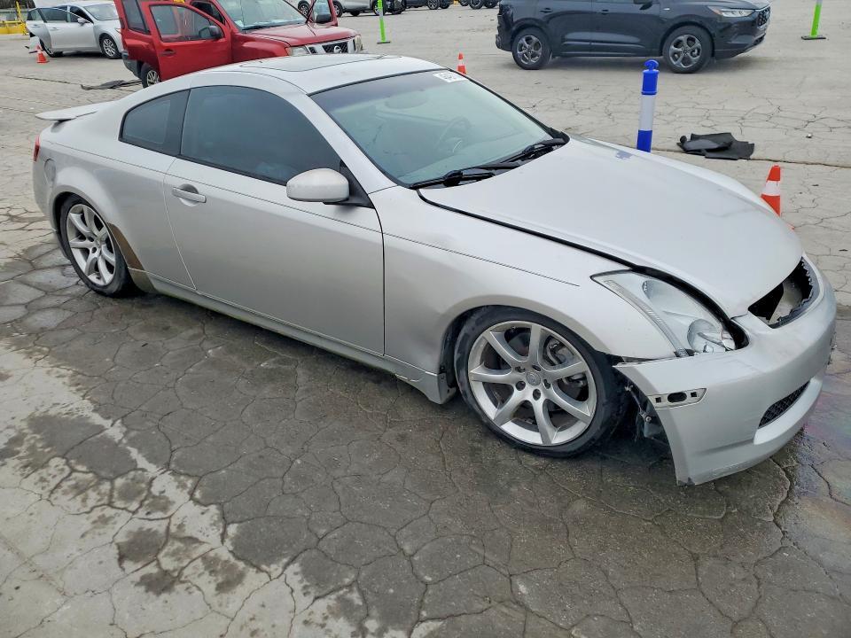 2005 Infiniti G35 Base