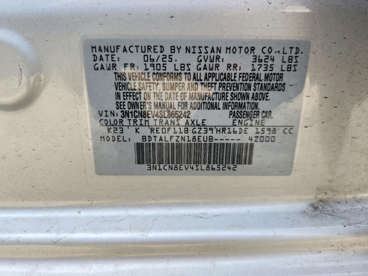2025 Nissan Versa sv