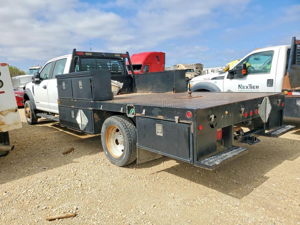 2017 Ford F450 Super Duty Flatbed Truck