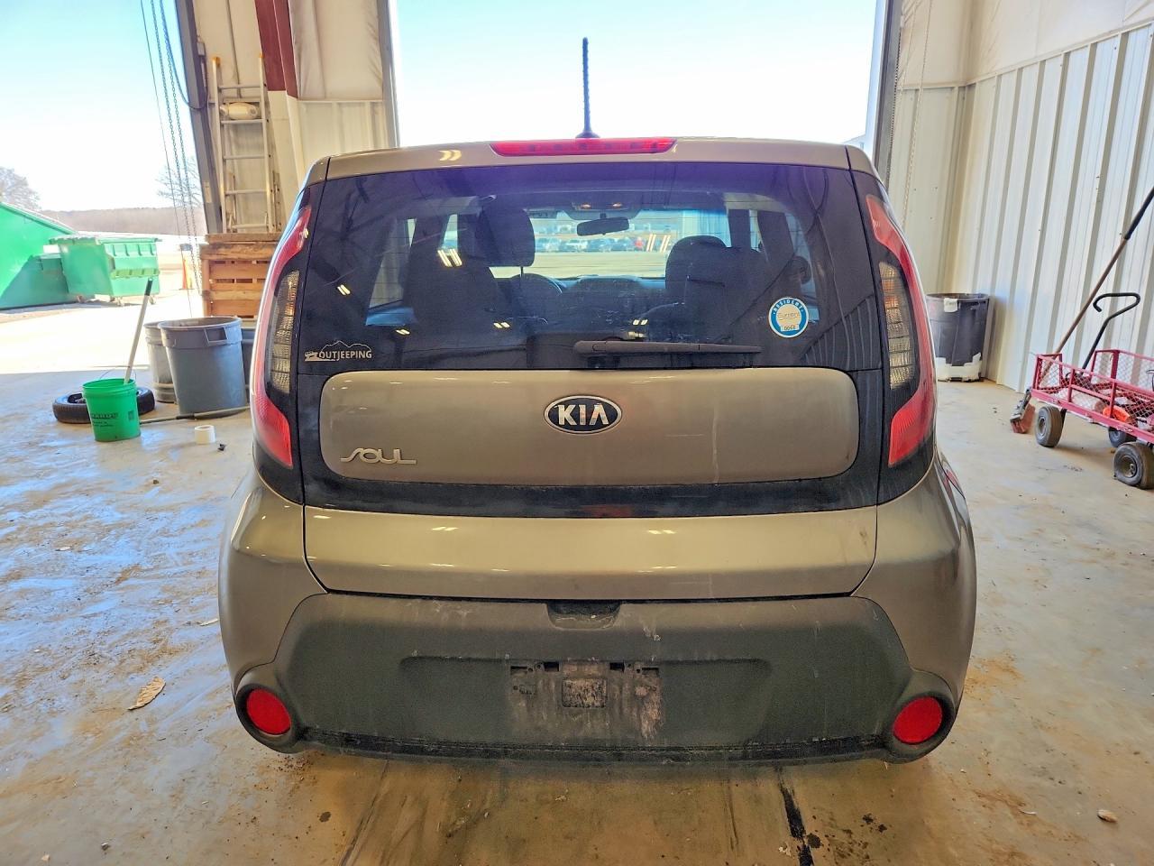 2016 KIA Soul Base