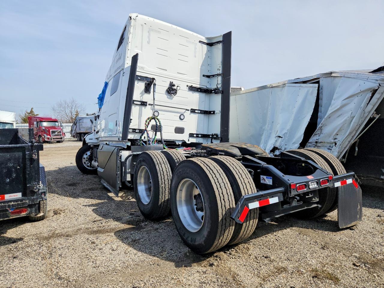 2025 Volv O VNL Semi Truck
