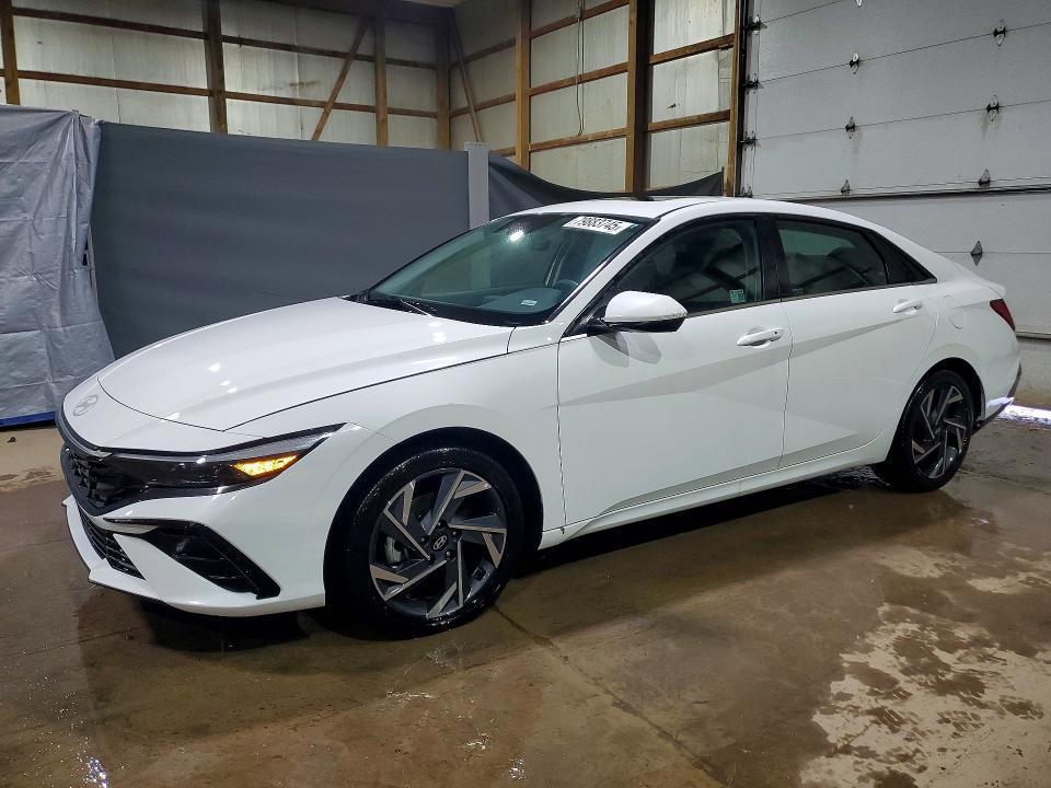 2025 Hyundai Elantra sel Convenience