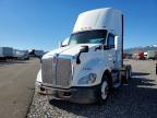 2016 Kenworth T680 Semi Truck