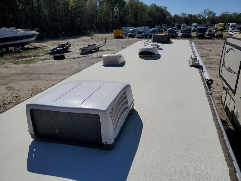 2004 Utility F550-RV