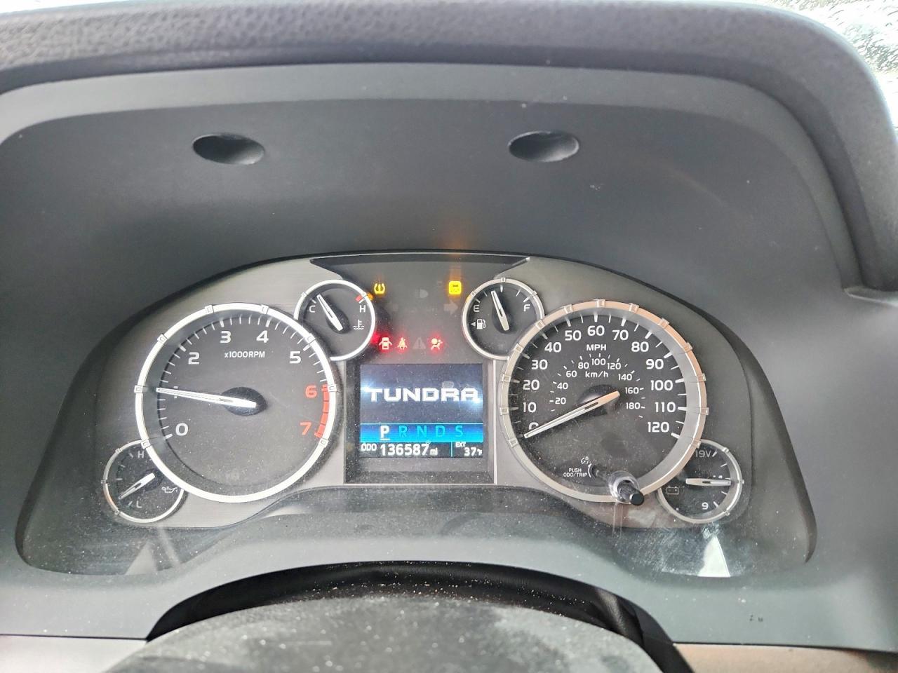 2017 Toyota Tundra SR5