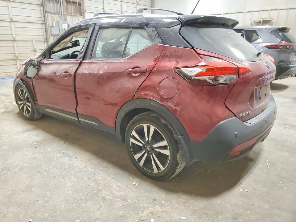 2020 Nissan Kicks sr