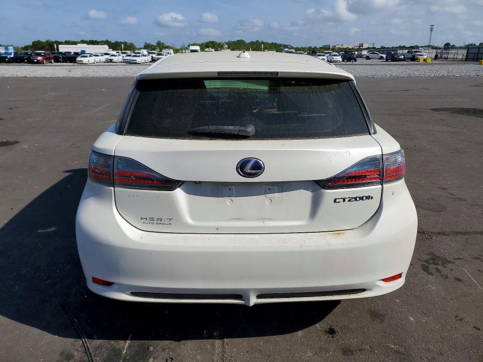 2013 Lexus Ct 200h Base