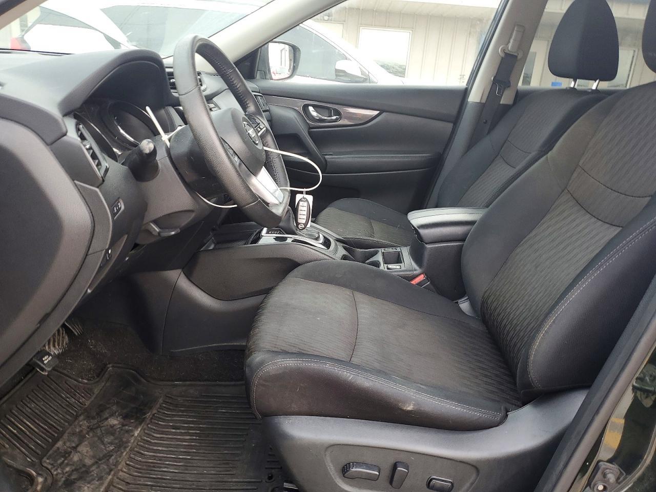 2019 Nissan Rogue sv