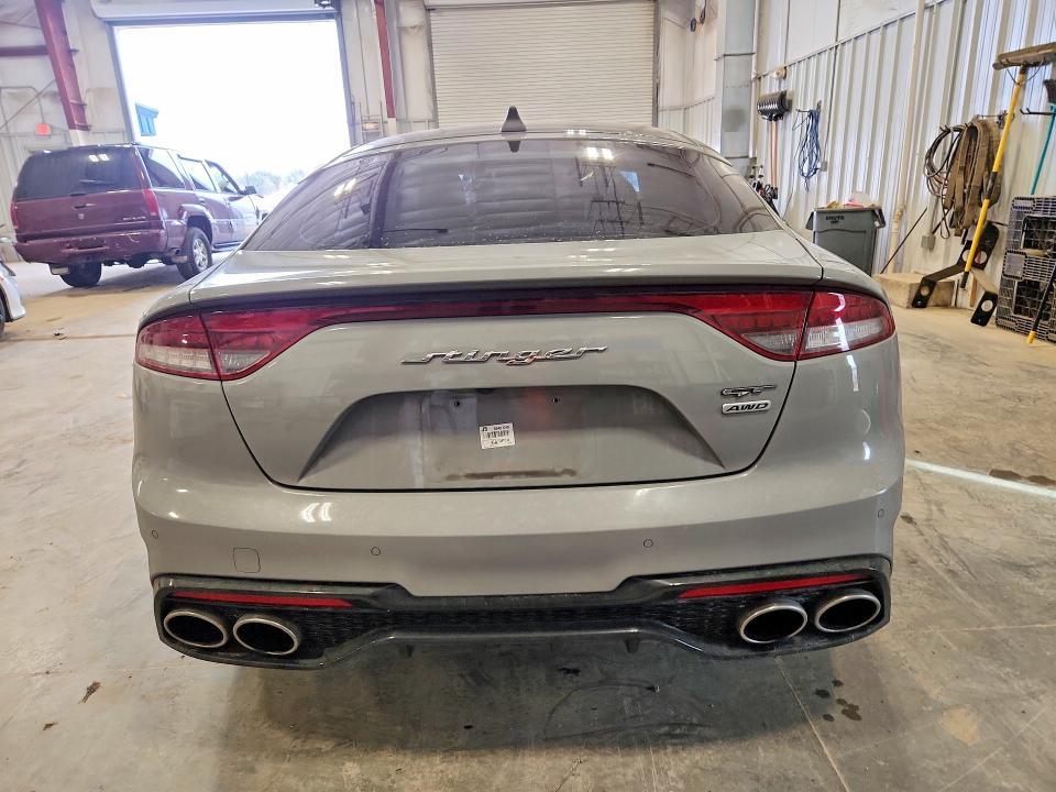 2022 KIA Stinger GT1