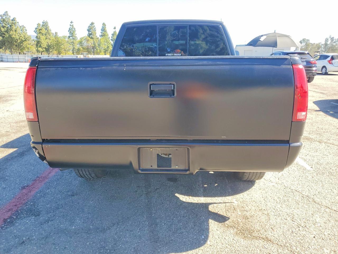 1989 Chevrolet 1500 Silve