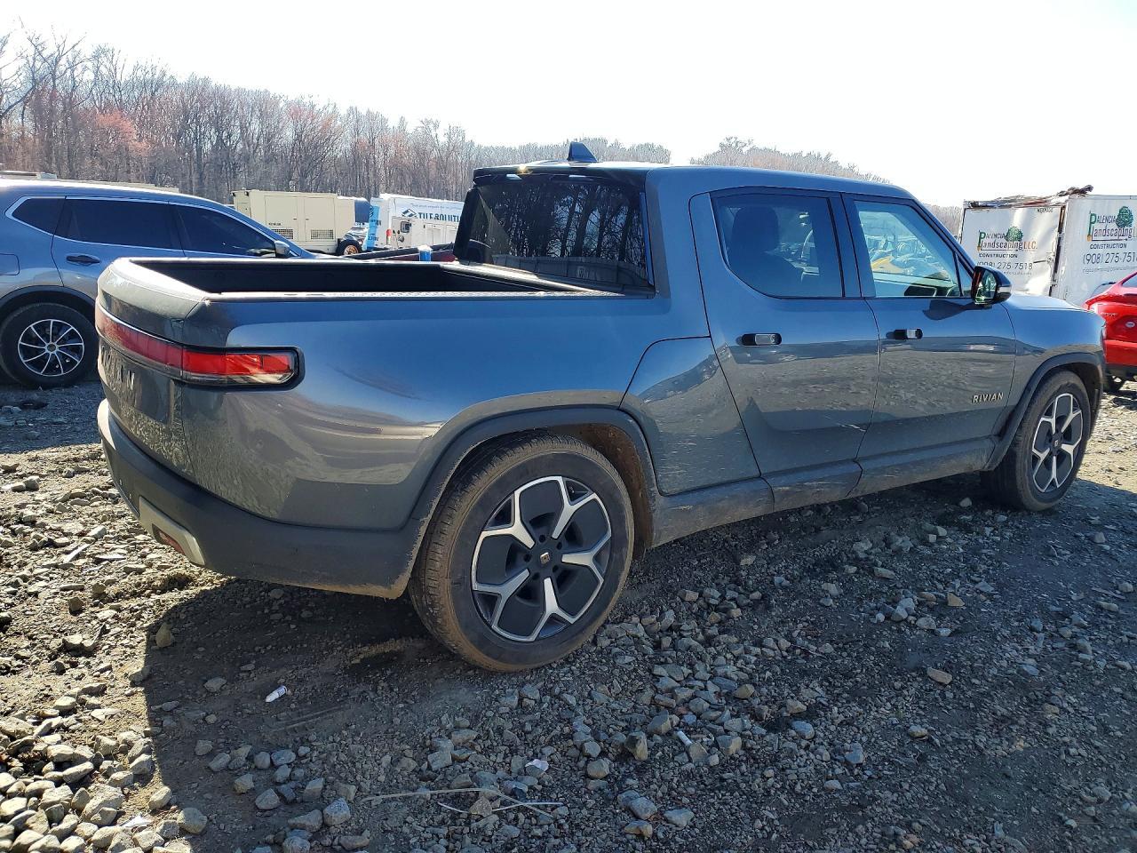 2023 Rivian R1T Adventure