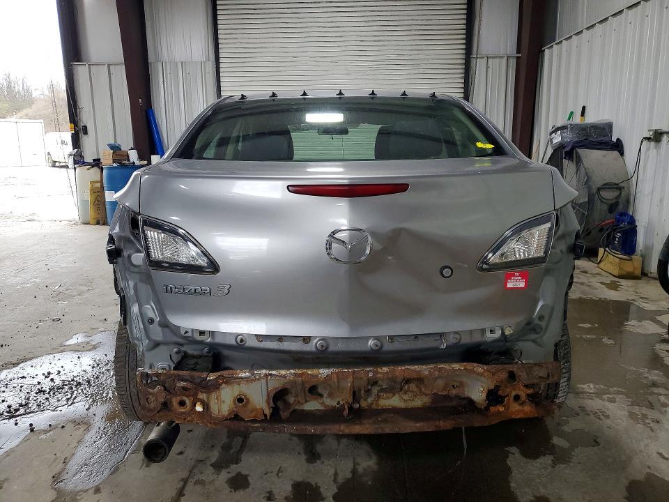 2010 Mazda 3 I