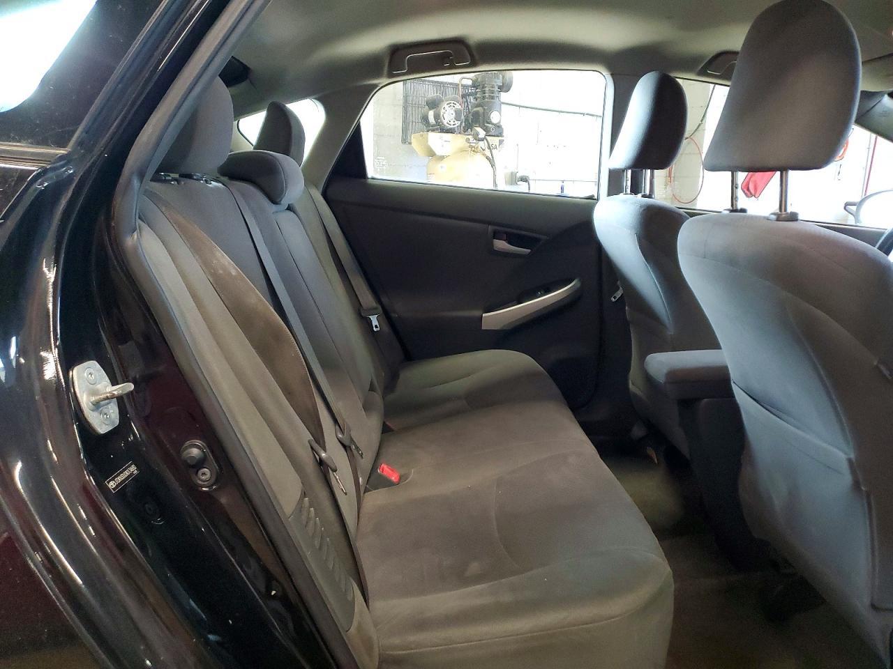 2010 Toyota Prius ii