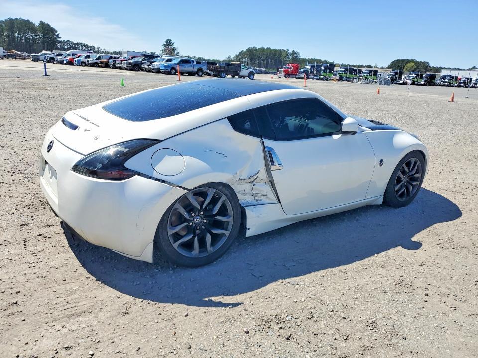 2016 Nissan 370z Base