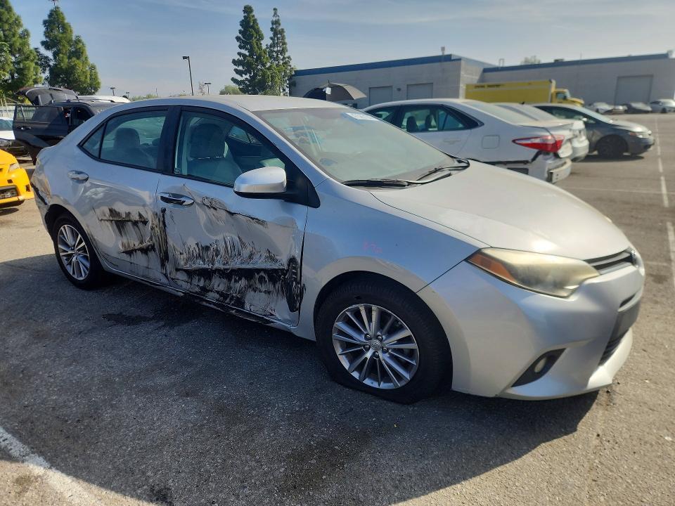 2014 Toyota Corolla le Plus