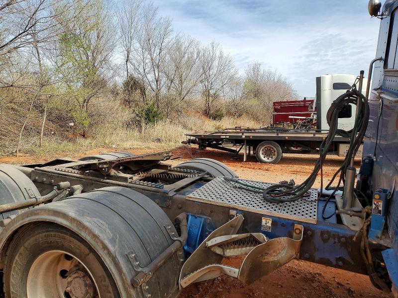 2002 Peterbilt 375