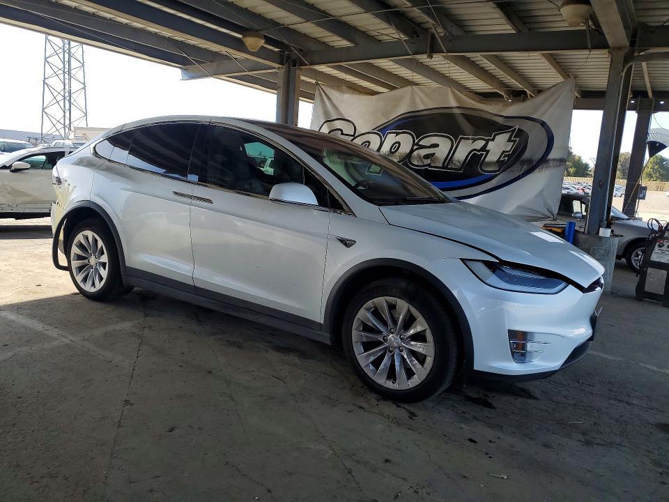 2019 Tesla Model x