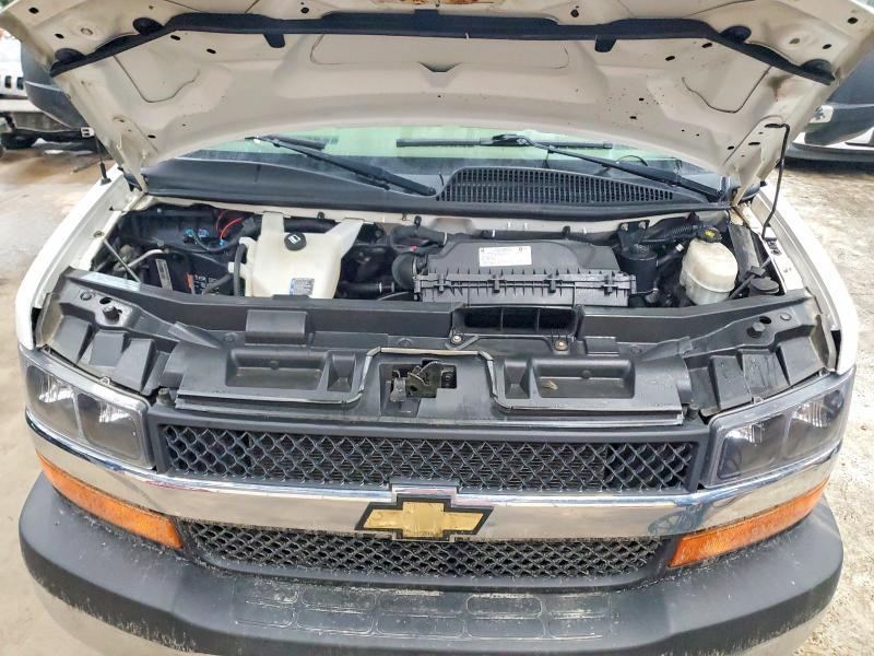 2020 Chev Express G3500