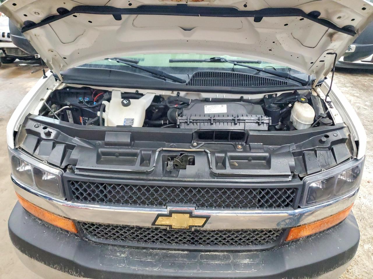 2020 Chev Express G3500