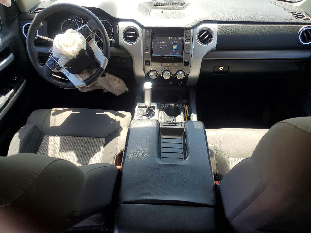 2014 Toyota Tundra SR5