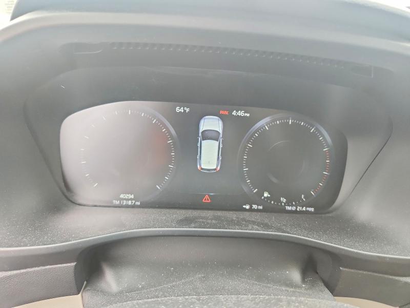 2020 Volvo Xc40 T5 Momentum