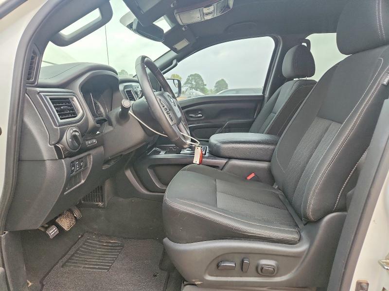 2019 Nissan Titan SV