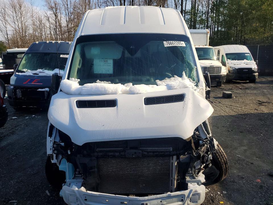2022 Ford Transit 250 Delivery Van