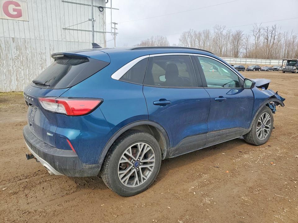 2020 Ford Escape sel