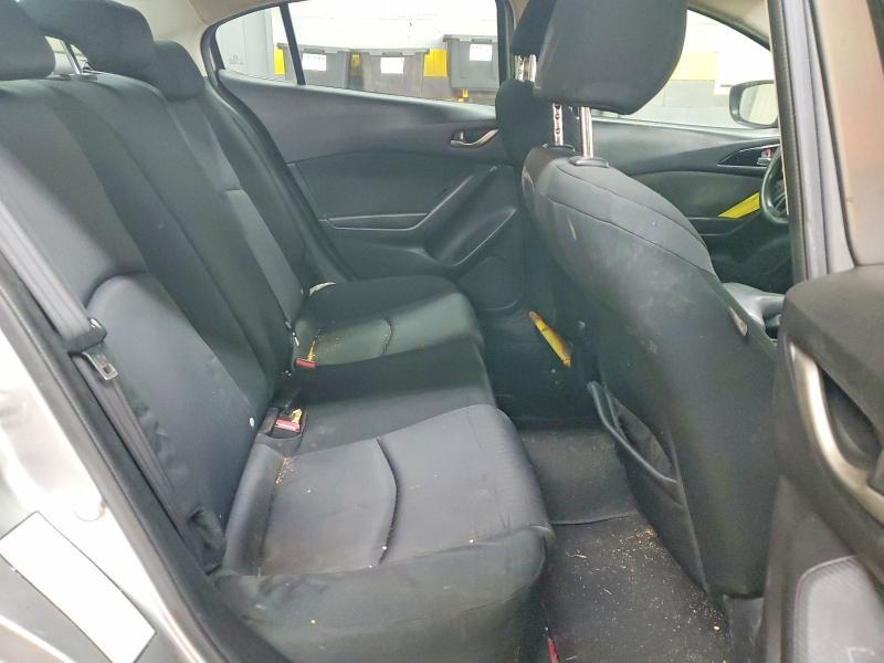 2015 Mazda 3 Sport
