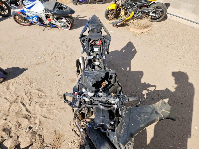 2024 Yamaha YZFR1