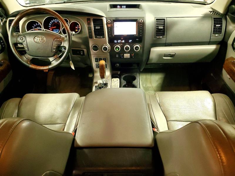 2010 Toyota Sequoia Platinum