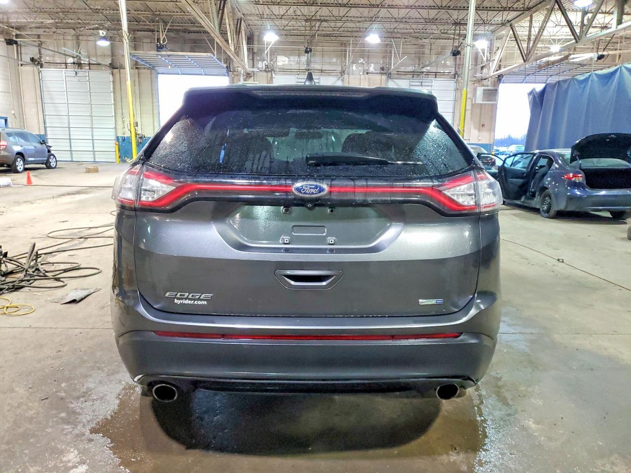 2017 Ford Edge se