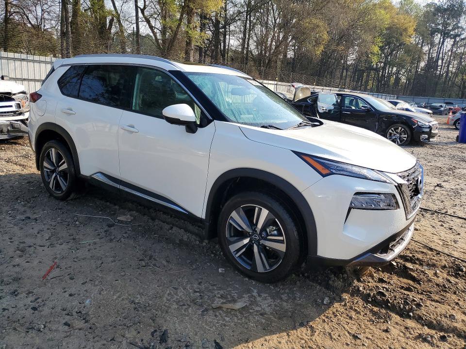 2022 Nissan Rogue sl