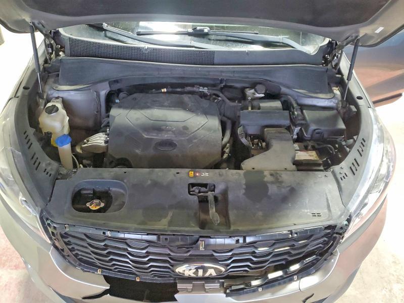 2019 KIA Sorento lx V6