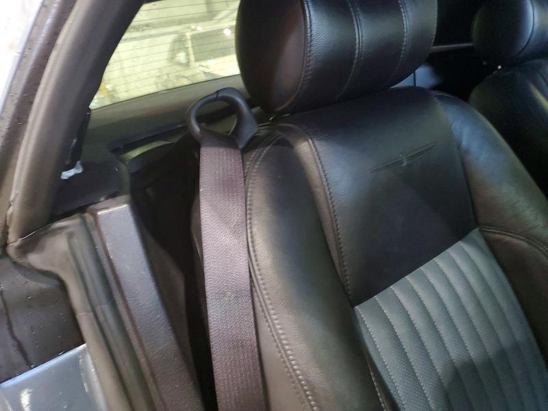 2005 Ford Thunderbird
