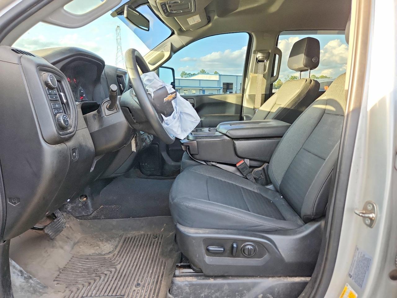 2023 Chevrolet Silverado K2500 Custom