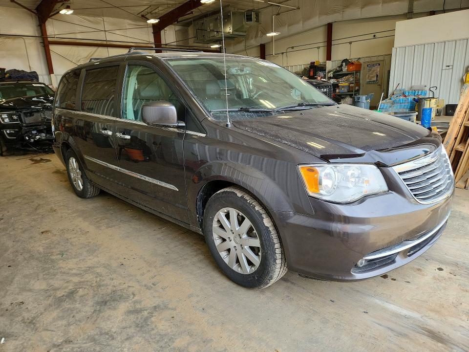 2016 Chrysler Town & Country Touring