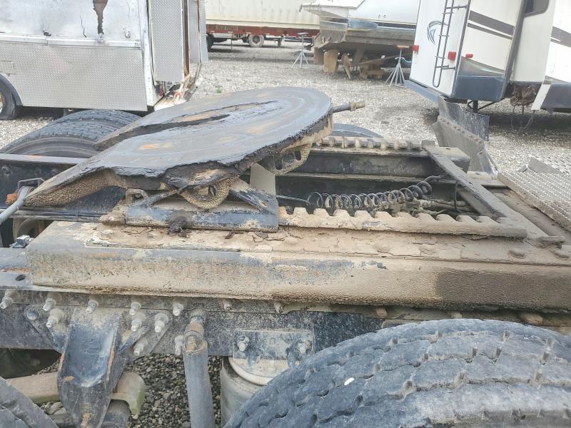 2001 Mack CH613 Semi Truck