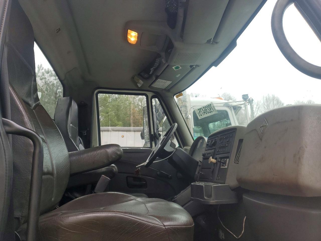 2009 International 4300 Railroad Service Truck