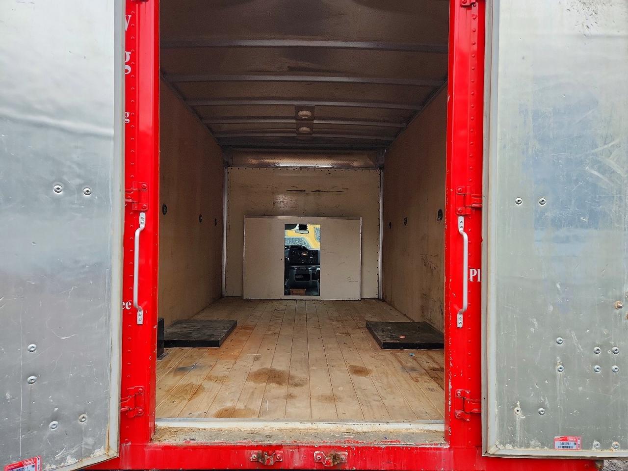 2019 Ford E350 BOX Truck