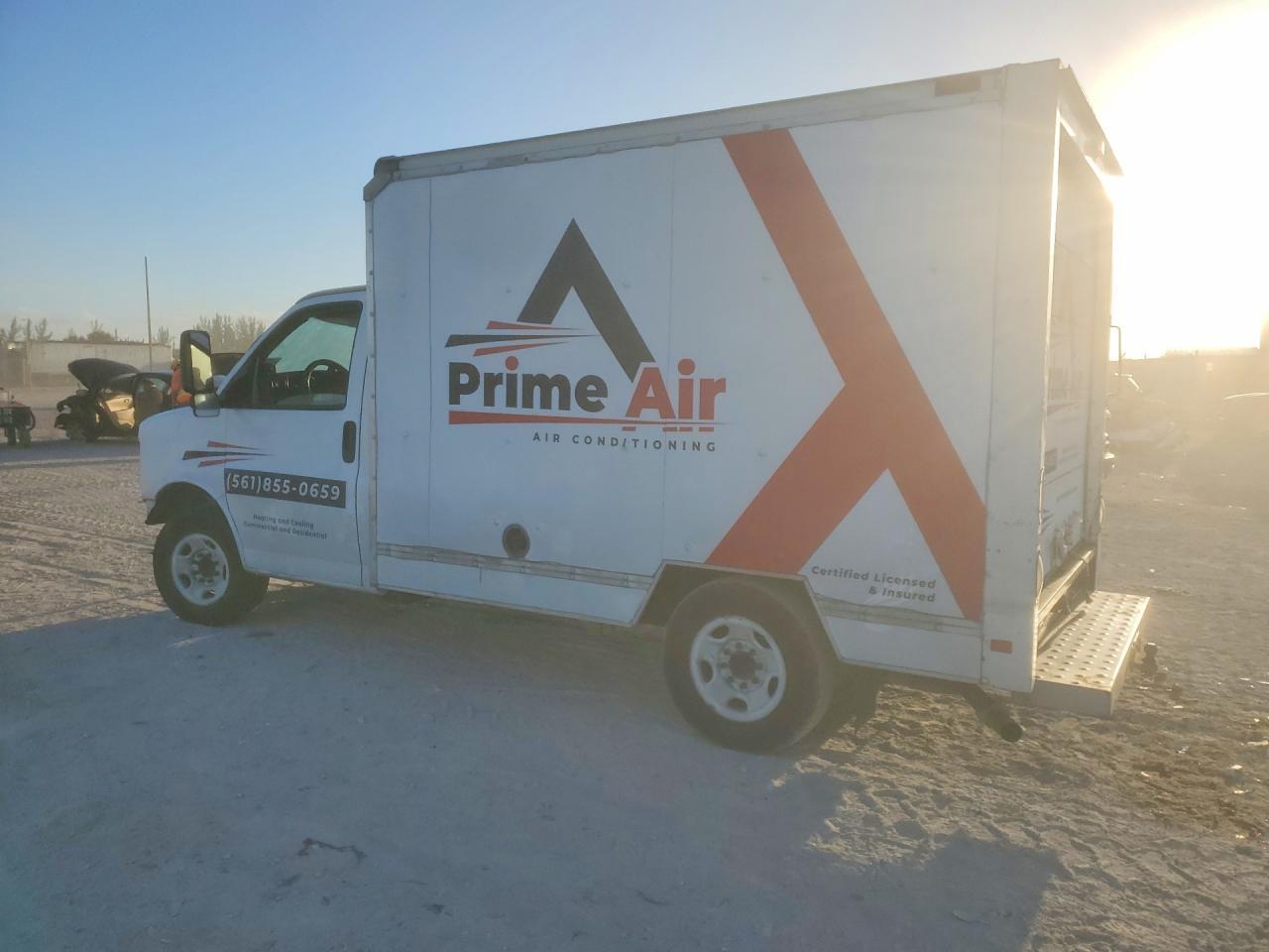 2012 GMC Savana Cutaway G3500