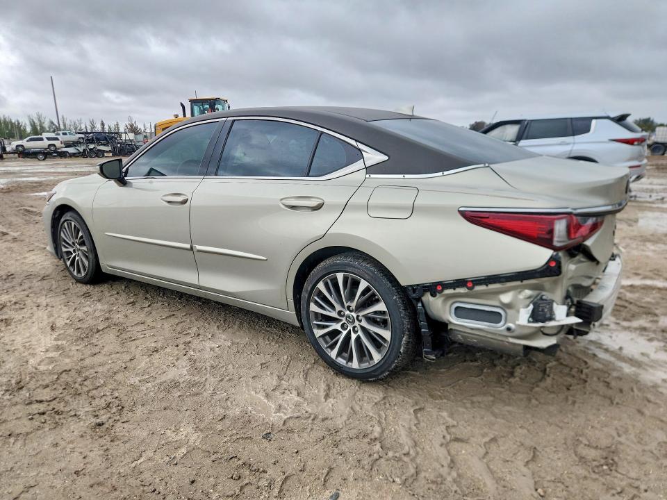 2019 Lexus Es 350 Base