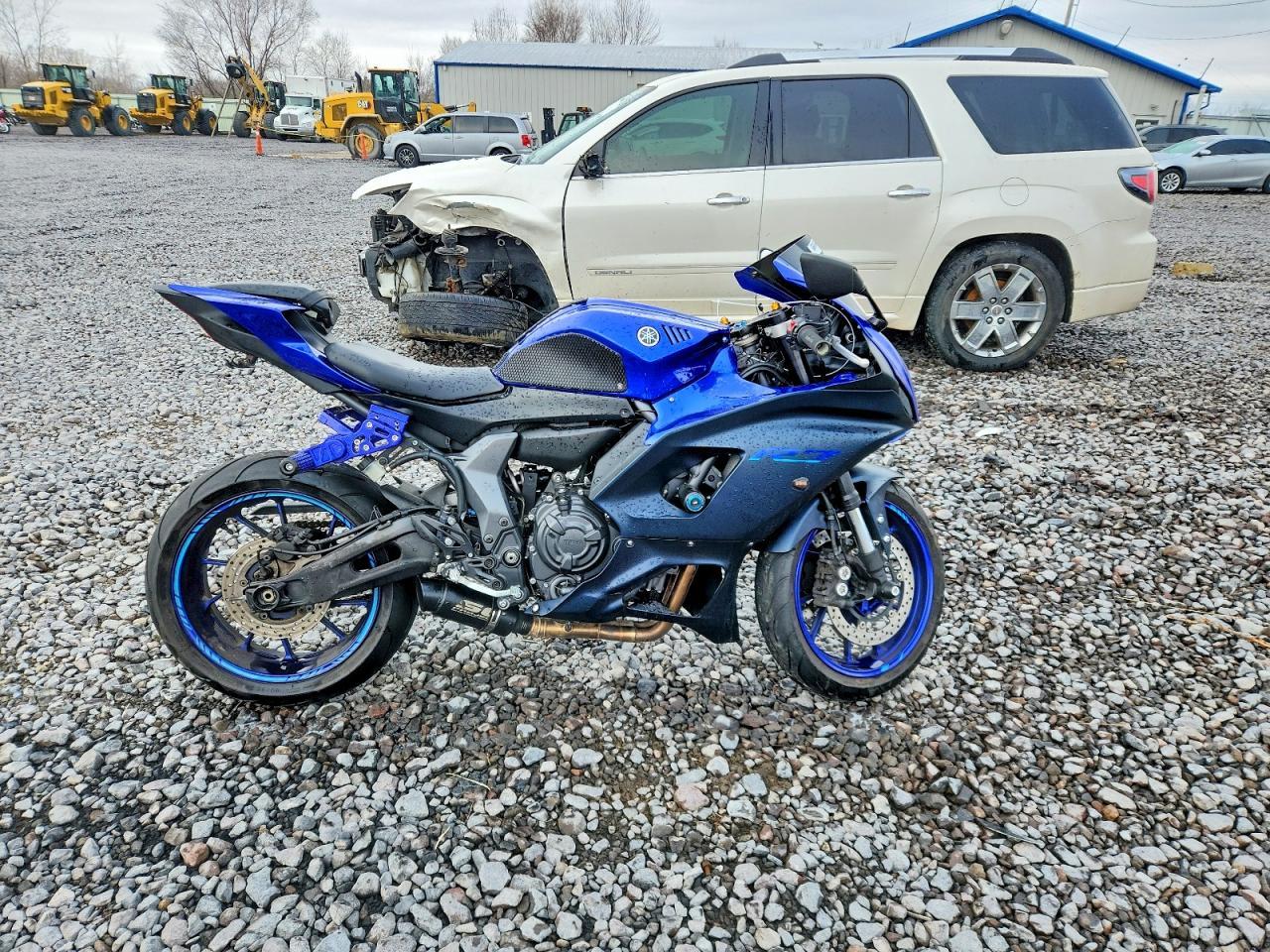 2023 Yama YZFR7