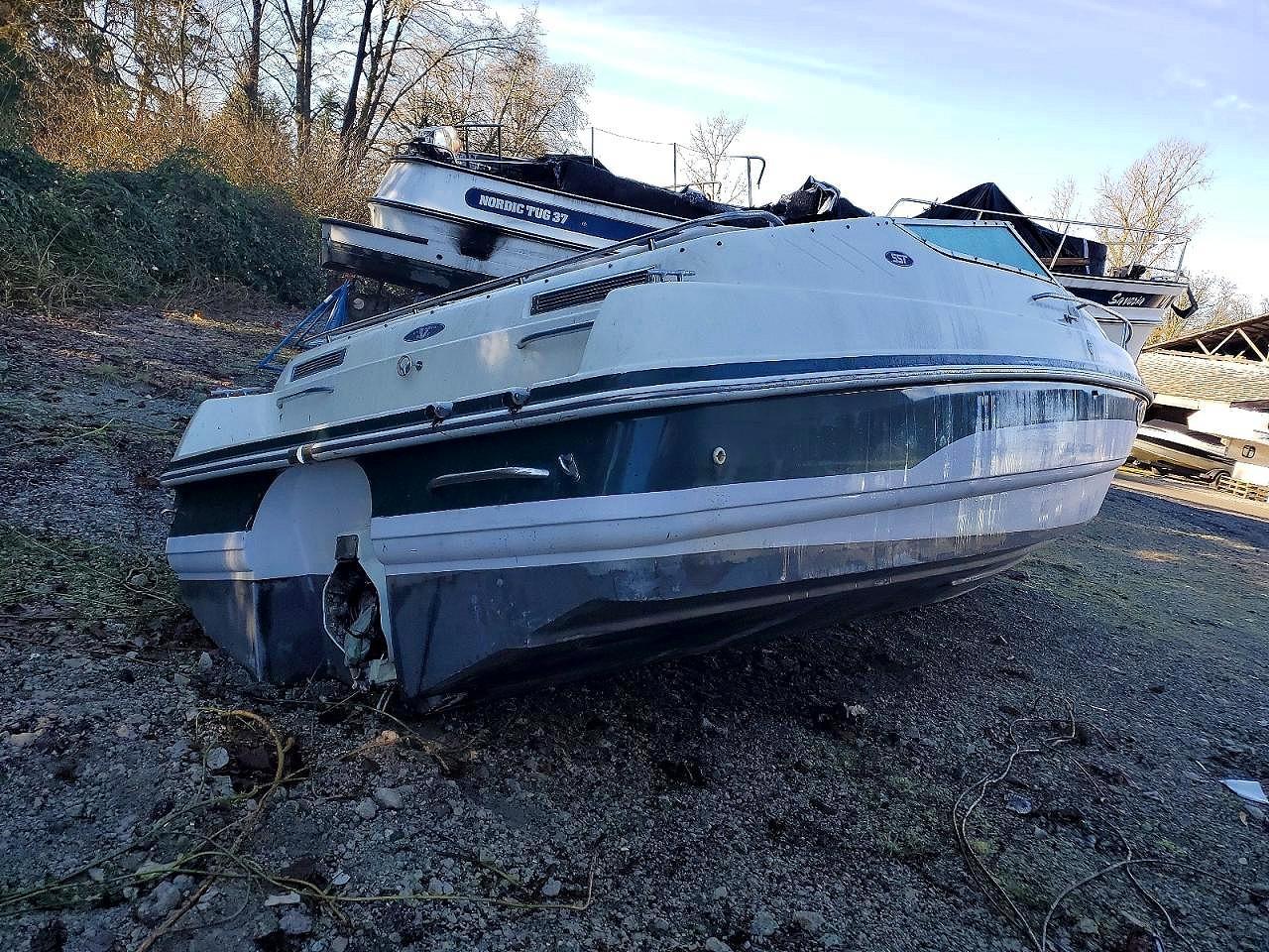 1996 Chaparral Boat