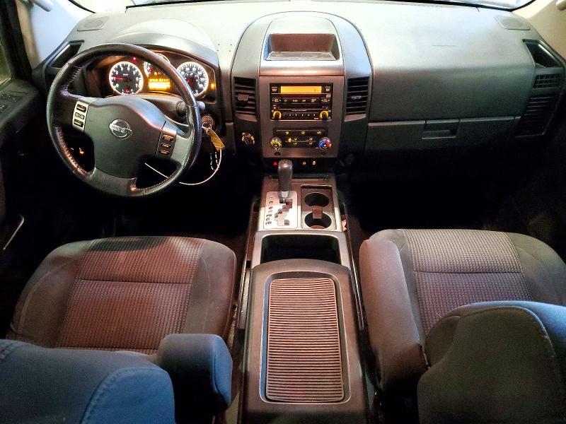 2012 Nissan Titan SV