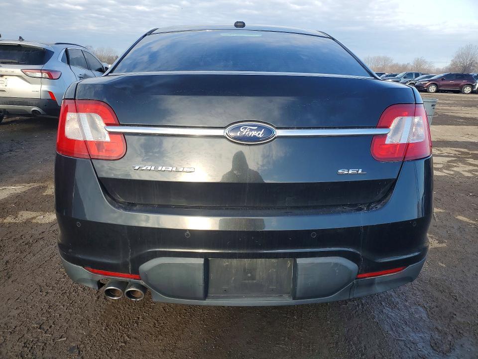 2010 Ford Taurus sel