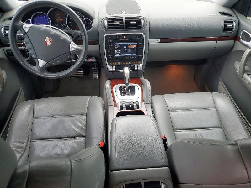 2003 Porsche Cayenne s