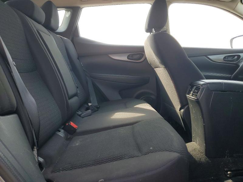 2022 Nissan Rogue Sport s